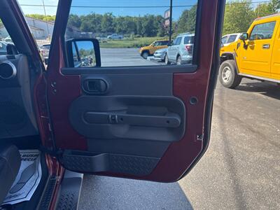 2009 Jeep Wrangler Sahara 4x4 2dr SUV   - Photo 21 - Hazleton, PA 18201