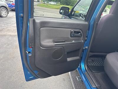 2011 Chevrolet Colorado LT 4x4 4dr Crew Cab w/2LT   - Photo 16 - Hazleton, PA 18201
