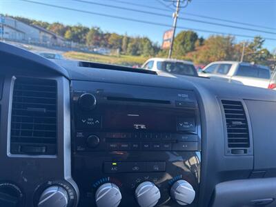 2013 Toyota Tundra Grade 4x4 4dr Double Cab Pickup SB (5.7L V8) - Photo 36 - Hazleton, PA 18201