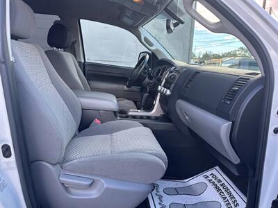 2013 Toyota Tundra Grade 4x4 4dr Double Cab Pickup SB (5.7L V8) - Photo 12 - Hazleton, PA 18201