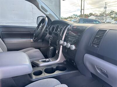 2013 Toyota Tundra Grade 4x4 4dr Double Cab Pickup SB (5.7L V8) - Photo 14 - Hazleton, PA 18201