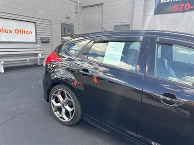 2018 Ford Focus ST 4dr Hatchback - Photo 9 - Hazleton, PA 18201