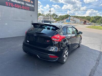 2018 Ford Focus ST 4dr Hatchback - Photo 8 - Hazleton, PA 18201
