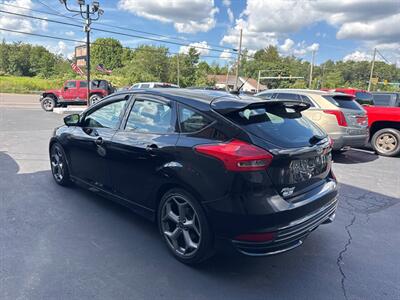2018 Ford Focus ST 4dr Hatchback - Photo 6 - Hazleton, PA 18201