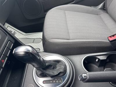 2013 Volkswagen Beetle-Classic 2.5L Entry PZEV 2dr Coupe 6A   - Photo 25 - Hazleton, PA 18201