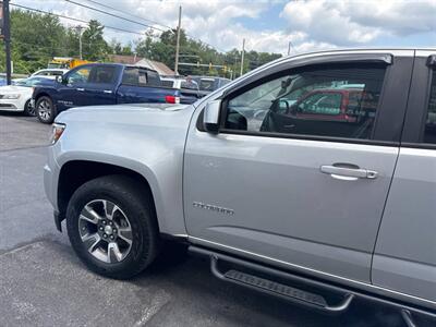 2017 Chevrolet Colorado Z71 4x4 4dr Crew Cab 5 ft. SB   - Photo 4 - Hazleton, PA 18201