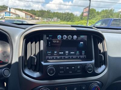 2017 Chevrolet Colorado Z71 4x4 4dr Crew Cab 5 ft. SB   - Photo 27 - Hazleton, PA 18201