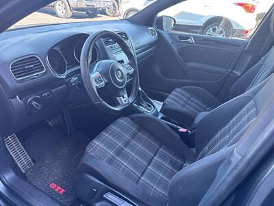 2011 Volkswagen GTI Base PZEV 4dr Hatchback 6A w/ Sunroof   - Photo 15 - Hazleton, PA 18201