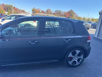 2011 Volkswagen GTI Base PZEV 4dr Hatchback 6A w/ Sunroof   - Photo 5 - Hazleton, PA 18201