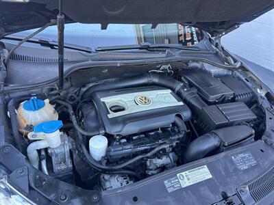 2011 Volkswagen GTI Base PZEV 4dr Hatchback 6A w/ Sunroof   - Photo 11 - Hazleton, PA 18201