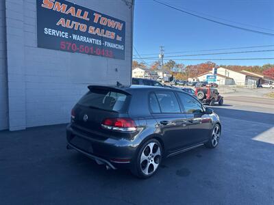 2011 Volkswagen GTI Base PZEV 4dr Hatchback 6A w/ Sunroof   - Photo 8 - Hazleton, PA 18201
