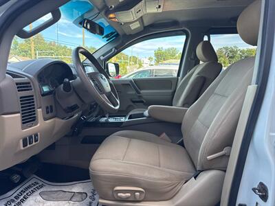 2014 Nissan Titan SV 4x4 4dr Crew Cab SWB Pickup - Photo 14 - Hazleton, PA 18201