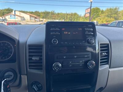 2014 Nissan Titan SV 4x4 4dr Crew Cab SWB Pickup - Photo 28 - Hazleton, PA 18201