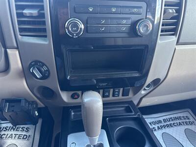 2014 Nissan Titan SV 4x4 4dr Crew Cab SWB Pickup - Photo 29 - Hazleton, PA 18201