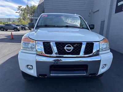 2014 Nissan Titan SV 4x4 4dr Crew Cab SWB Pickup - Photo 2 - Hazleton, PA 18201