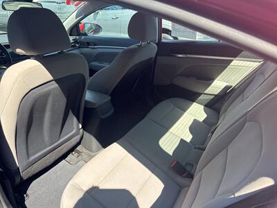 2019 Hyundai ELANTRA Limited 4dr Sedan SULEV - Photo 18 - Hazleton, PA 18201