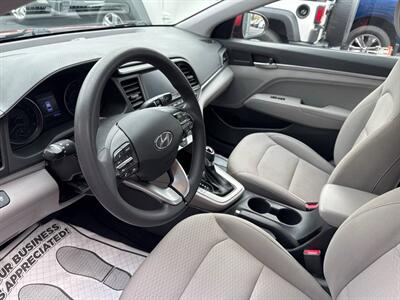 2019 Hyundai ELANTRA Limited 4dr Sedan   - Photo 15 - Hazleton, PA 18201