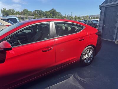 2019 Hyundai ELANTRA Limited 4dr Sedan SULEV - Photo 5 - Hazleton, PA 18201