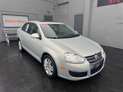 2010 Volkswagen Jetta TDI 4dr Sedan 6A Sedan