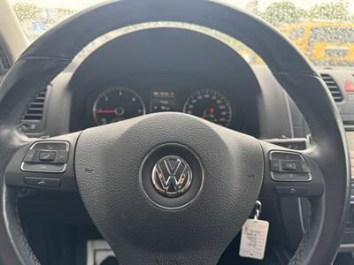 2010 Volkswagen Jetta TDI 4dr Sedan 6A   - Photo 32 - Hazleton, PA 18201