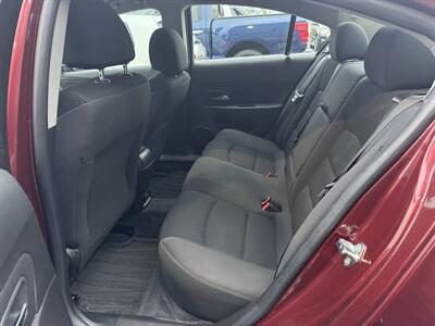 2015 Chevrolet Cruze 1LT Auto 4dr Sedan w/1SD   - Photo 16 - Hazleton, PA 18201