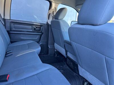 2019 RAM 1500 Classic Express 4x4 4dr Crew Cab 5.5 ft. SB Pickup   - Photo 22 - Hazleton, PA 18201