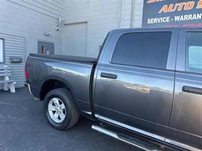 2019 RAM 1500 Classic Express 4x4 4dr Crew Cab 5.5 ft. SB Pickup   - Photo 9 - Hazleton, PA 18201