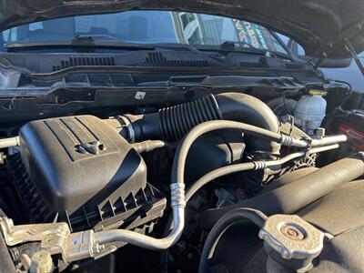 2019 RAM 1500 Classic Express 4x4 4dr Crew Cab 5.5 ft. SB Pickup   - Photo 11 - Hazleton, PA 18201