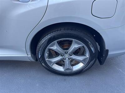 2011 Toyota Venza AWD V6 4dr Crossover - Photo 6 - Hazleton, PA 18201