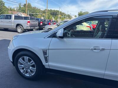 2011 Cadillac SRX Luxury Collection AWD 4dr SUV - Photo 4 - Hazleton, PA 18201