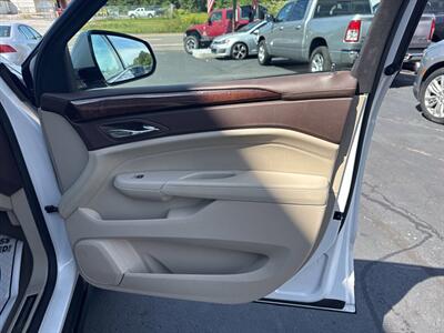 2011 Cadillac SRX Luxury Collection AWD 4dr SUV - Photo 24 - Hazleton, PA 18201