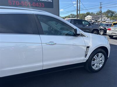 2011 Cadillac SRX Luxury Collection AWD 4dr SUV - Photo 10 - Hazleton, PA 18201