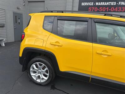 2017 Jeep Renegade Latitude 4x4 4dr SUV - Photo 9 - Hazleton, PA 18201