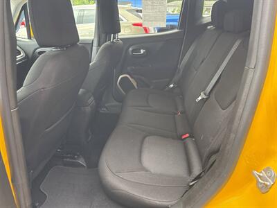 2017 Jeep Renegade Latitude 4x4 4dr SUV - Photo 16 - Hazleton, PA 18201