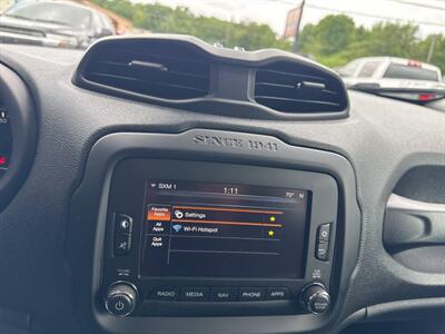 2017 Jeep Renegade Latitude 4x4 4dr SUV - Photo 27 - Hazleton, PA 18201
