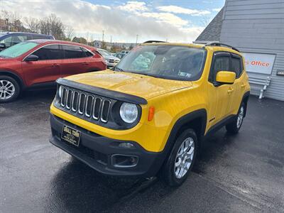 2017 Jeep Renegade Latitude 4x4 4dr SUV   - Photo 3 - Hazleton, PA 18201