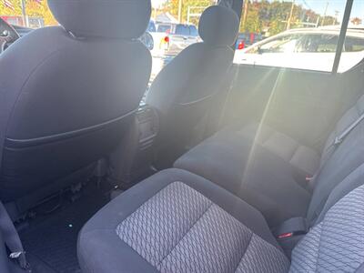 2004 Ford Explorer Sport Trac XLS 4dr XLS   - Photo 18 - Hazleton, PA 18201