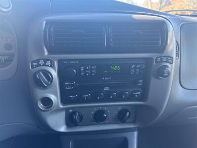 2004 Ford Explorer Sport Trac XLS 4dr XLS   - Photo 26 - Hazleton, PA 18201