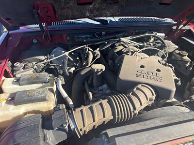 2004 Ford Explorer Sport Trac XLS 4dr XLS   - Photo 11 - Hazleton, PA 18201