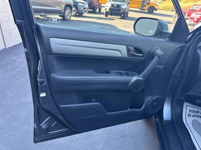 2011 Honda CR-V EX L w/Navi AWD 4dr SUV - Photo 14 - Hazleton, PA 18201
