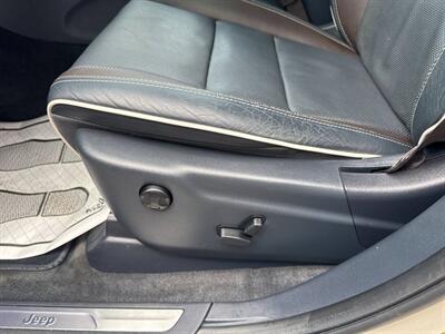 2014 Jeep Grand Cherokee Overland 4x4 4dr SUV   - Photo 14 - Hazleton, PA 18201