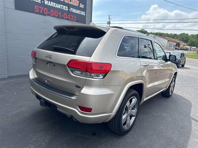 2014 Jeep Grand Cherokee Overland 4x4 4dr SUV   - Photo 8 - Hazleton, PA 18201