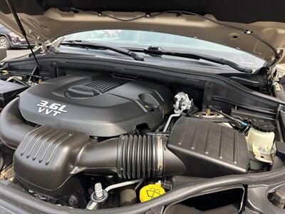 2014 Jeep Grand Cherokee Overland 4x4 4dr SUV   - Photo 12 - Hazleton, PA 18201