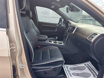 2014 Jeep Grand Cherokee Overland 4x4 4dr SUV   - Photo 24 - Hazleton, PA 18201