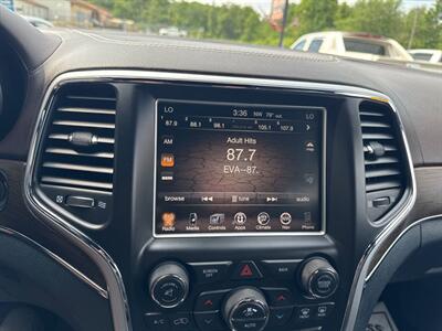 2014 Jeep Grand Cherokee Overland 4x4 4dr SUV   - Photo 29 - Hazleton, PA 18201
