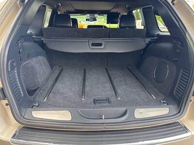 2014 Jeep Grand Cherokee Overland 4x4 4dr SUV   - Photo 20 - Hazleton, PA 18201