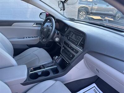 2017 Hyundai SONATA - Photo 25 - Hazleton, PA 18201