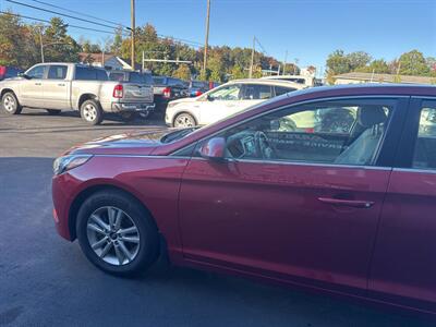2017 Hyundai SONATA - Photo 4 - Hazleton, PA 18201
