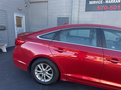 2017 Hyundai SONATA - Photo 9 - Hazleton, PA 18201