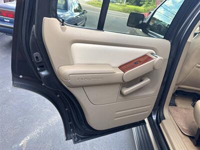 2007 Ford Explorer Eddie Bauer 4dr SUV 4WD (V6) - Photo 17 - Hazleton, PA 18201